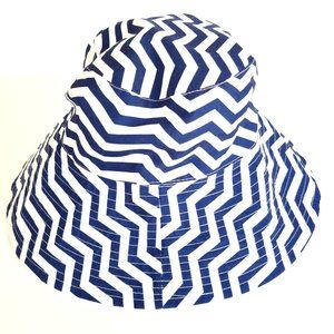 BLUE CHEVRON BUCKET HAT《652》beach‎ summer vacation